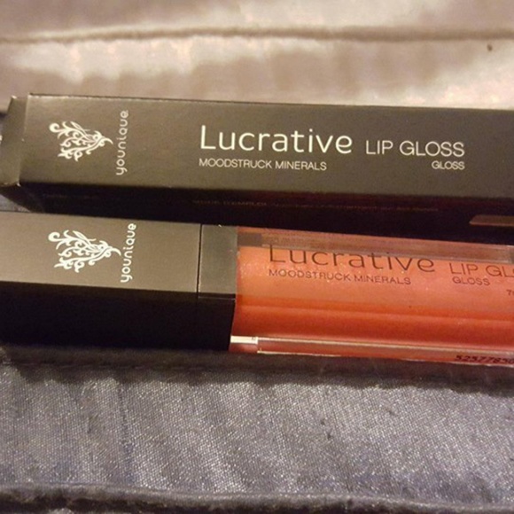 Younique Lot - Picture 6 of 8